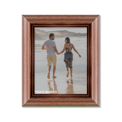 Marco tradicional con relieves color Roble